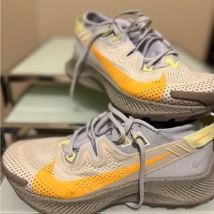 Nike Trail Pegasus Athletic Shoes